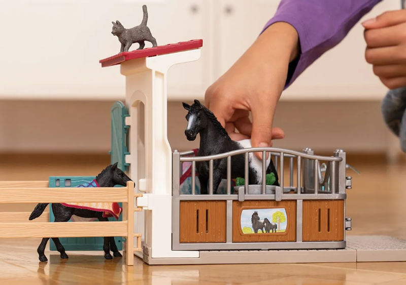 Schleich Horse Box with Mare and Foal-3